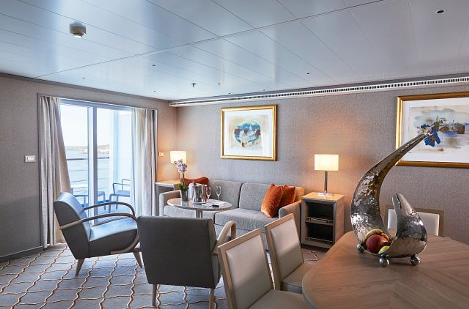 Silver Whisper