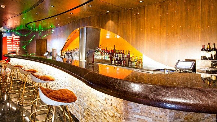 District Lounge