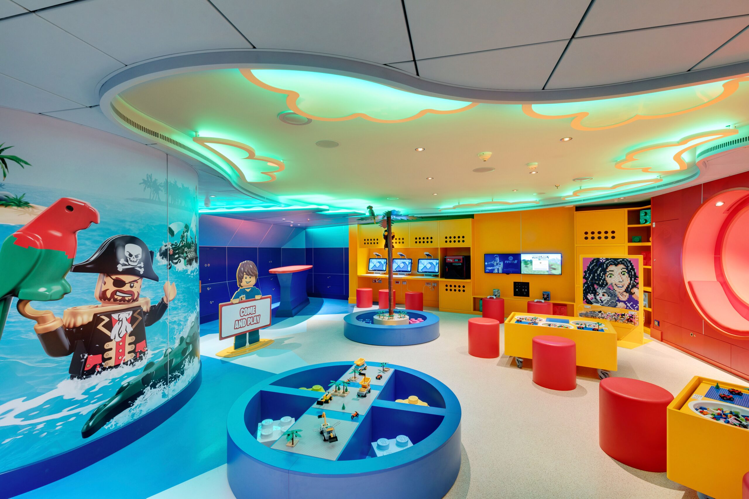 Junior Club Lego