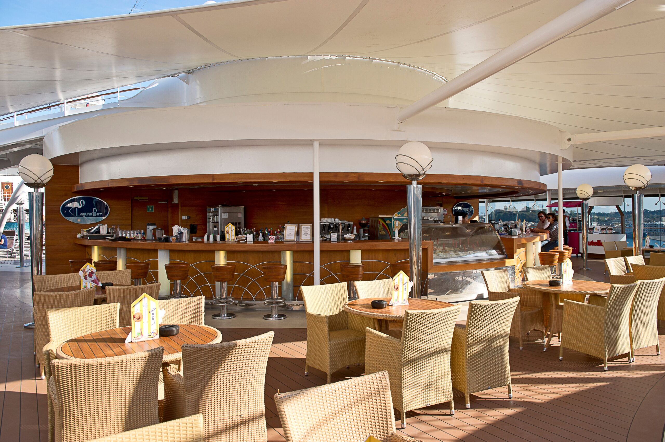 Laguna Bar