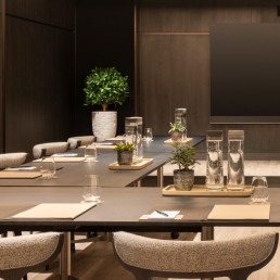 THE MEETING ROOM