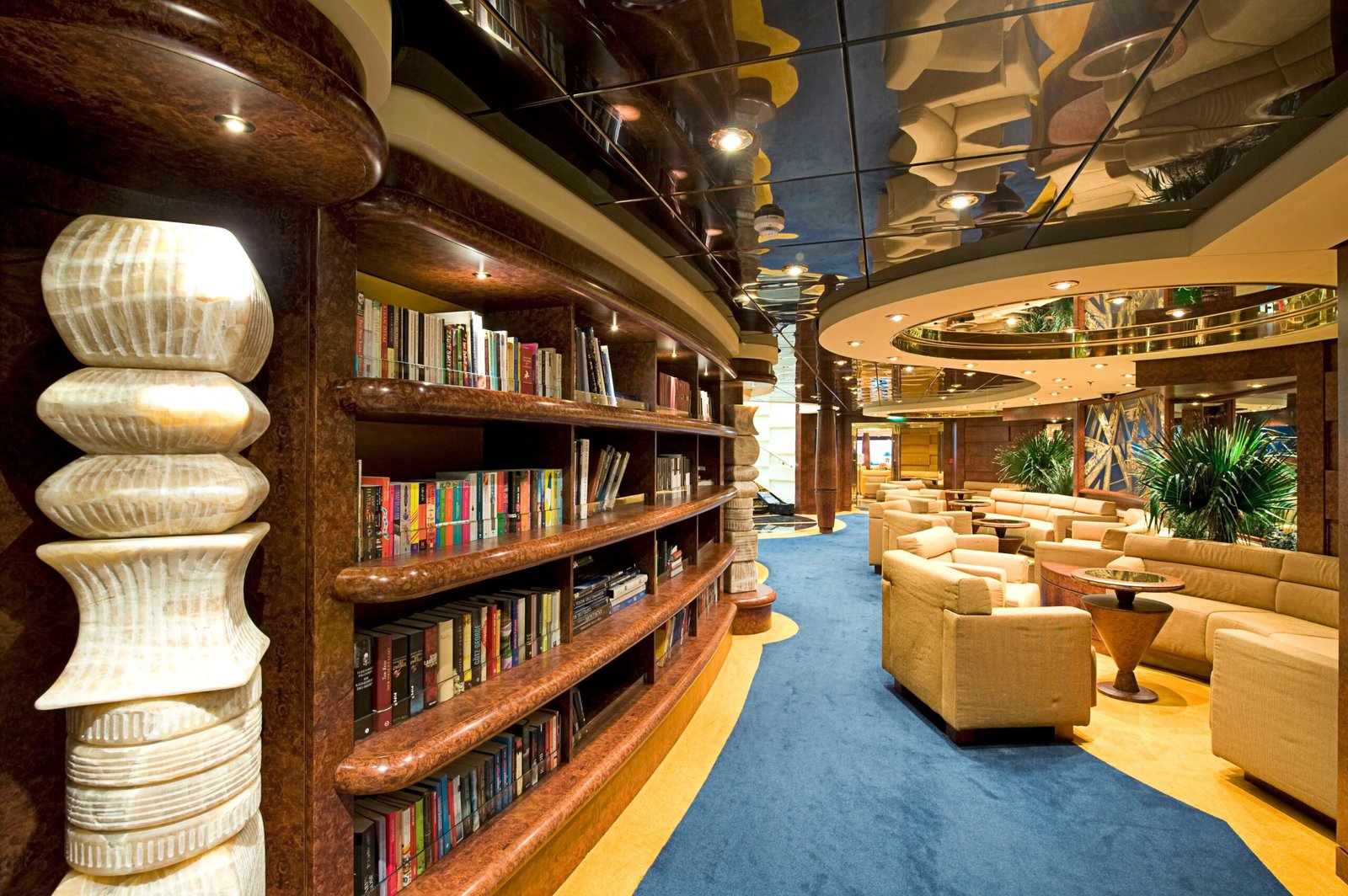 Biblioteca MSC Yacht Club