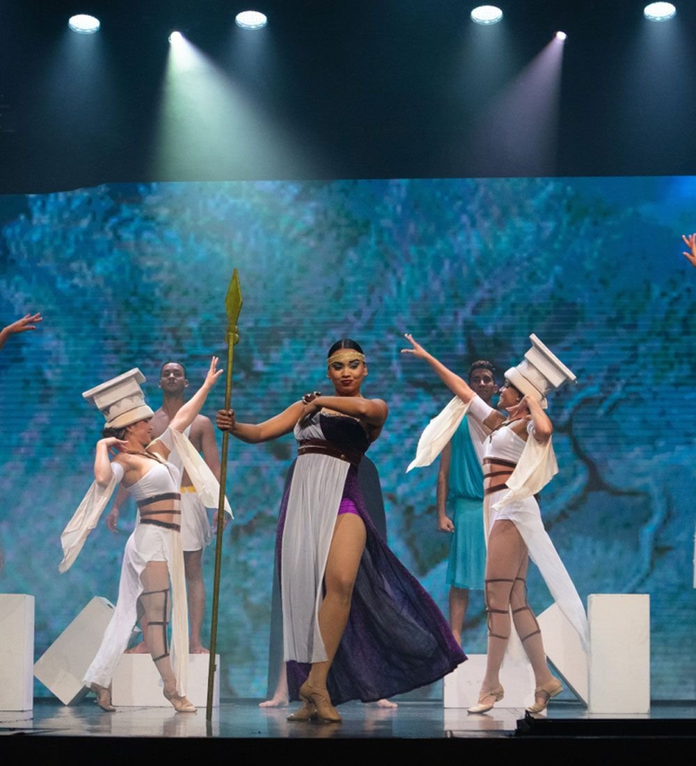 Amphitheatro Show Lounge