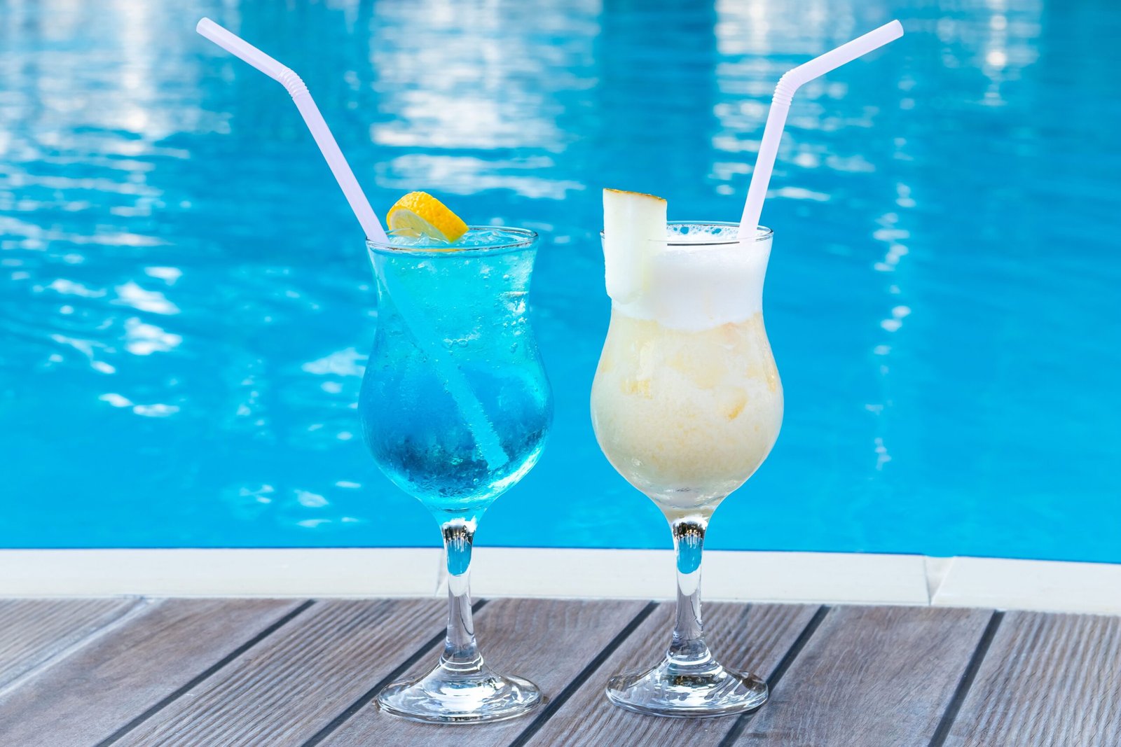 Lido Pool Bar