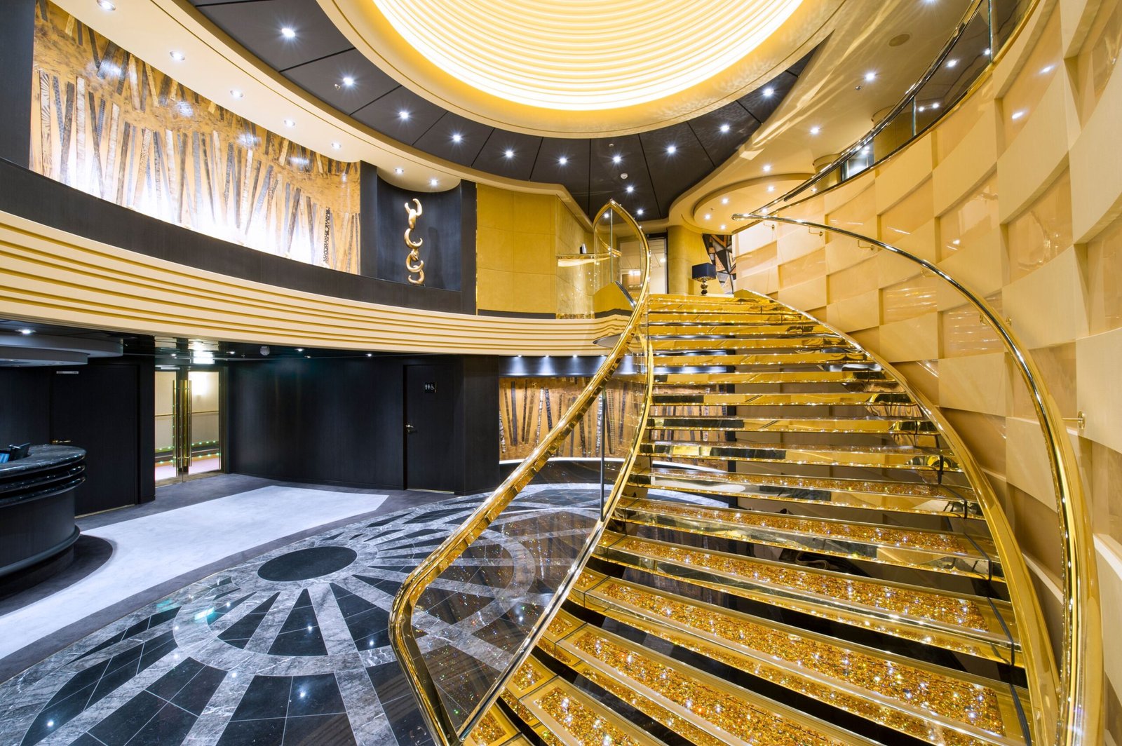 MSC Yacht Club