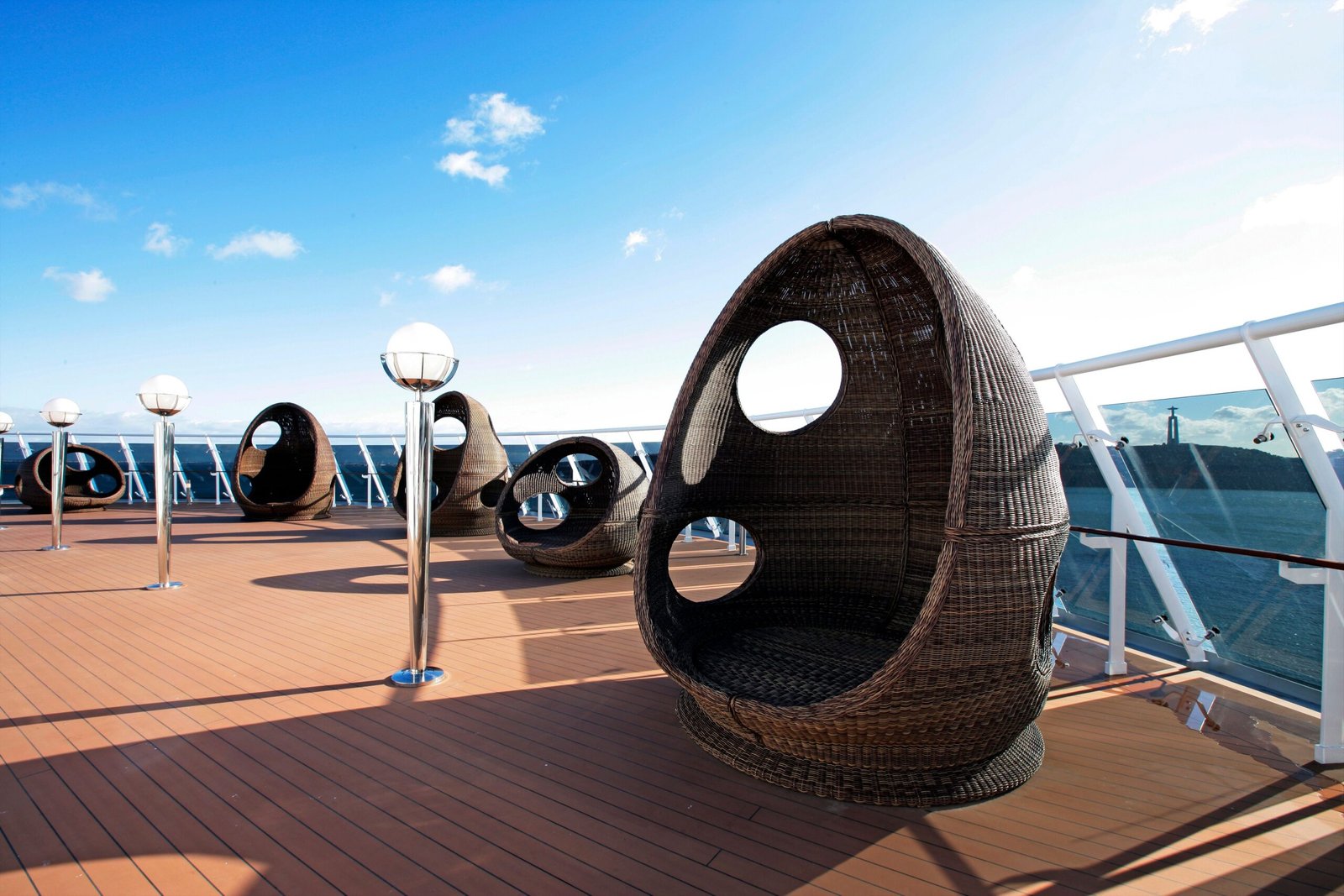 Top 18 Exclusive Solarium