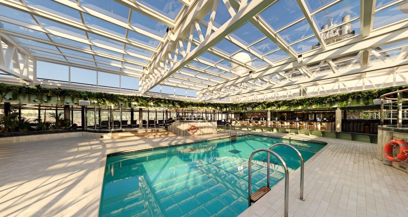 Jungle Pool Lounge