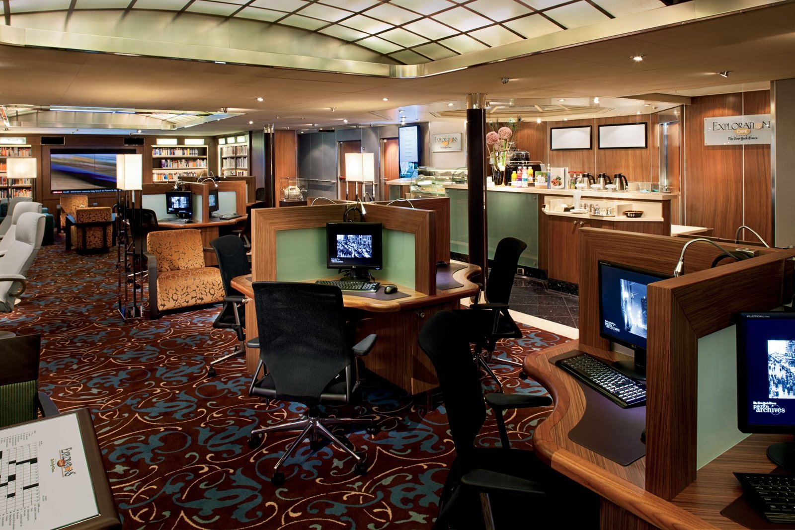 Explorer's Lounge
