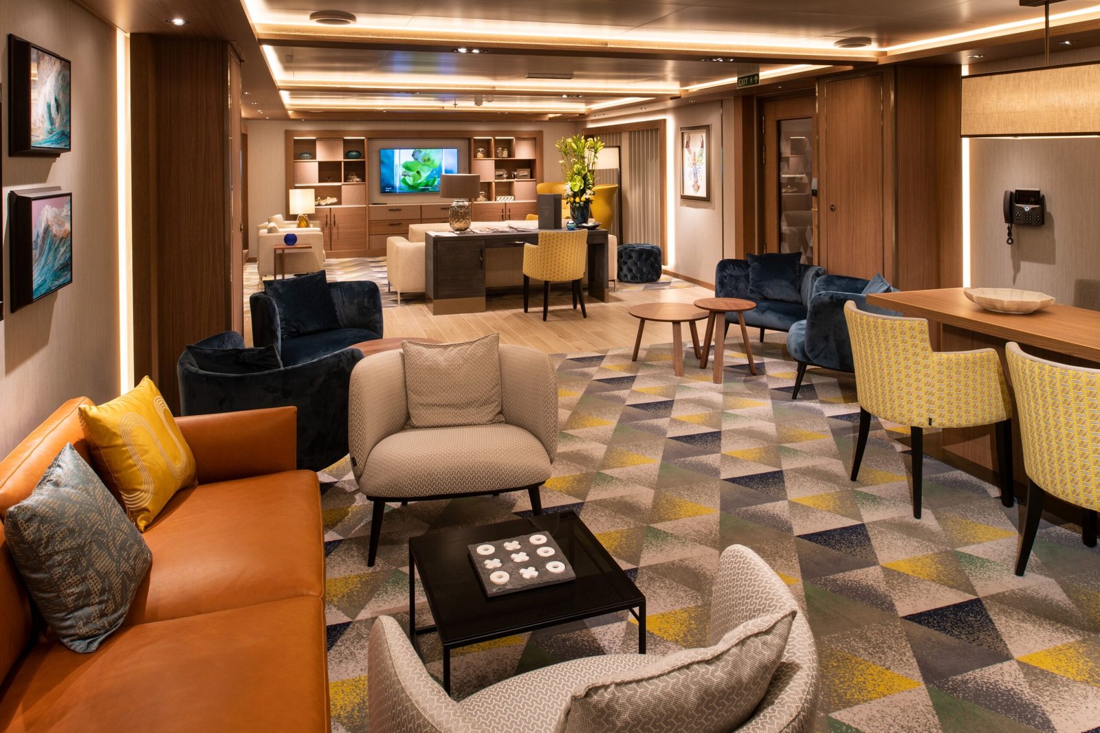 Neptune Lounge