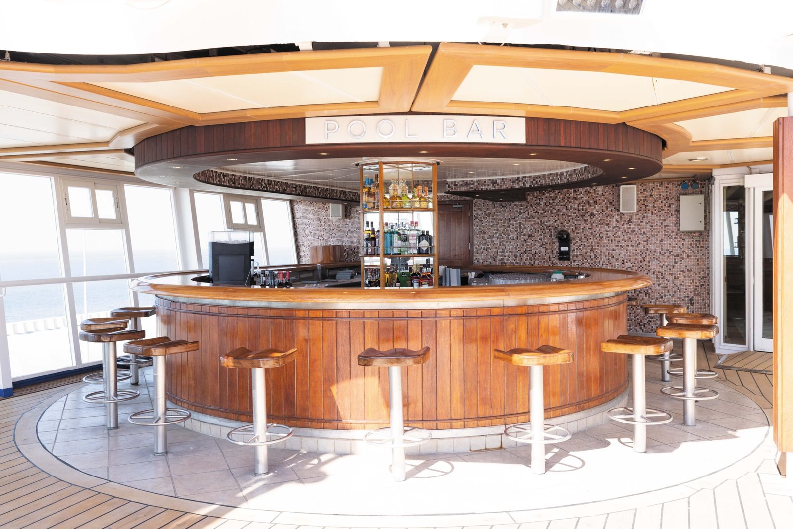 Pool Bar