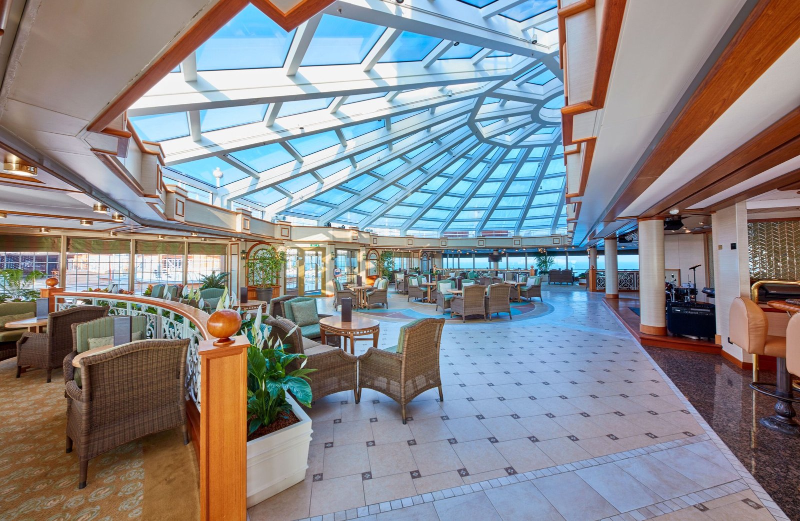 Garden Lounge
