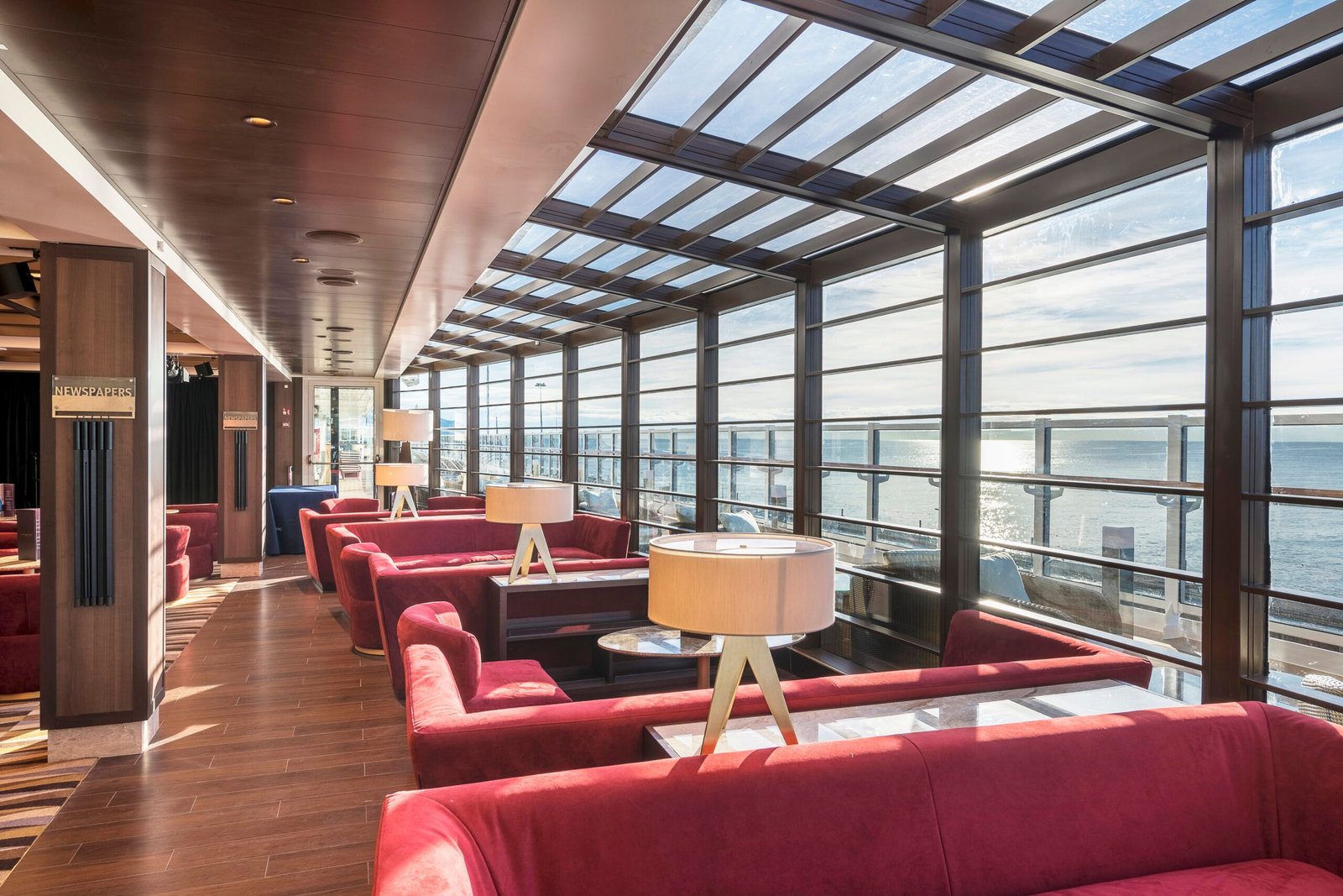 Seaview Lounge