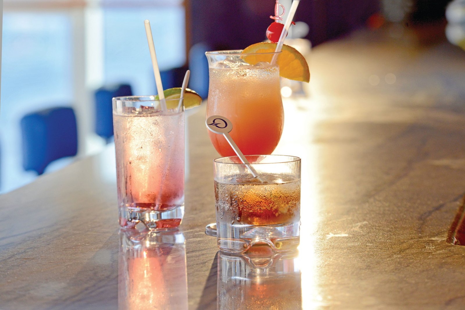 Waves Bar